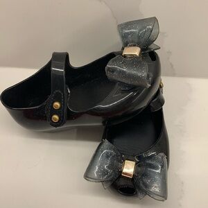 Mini Melissa Black sz 7 worn few times